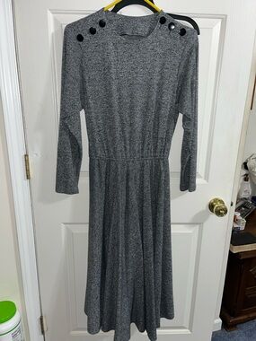 Women's Gray Long Sleeve Button-Shoulder Midi Dress